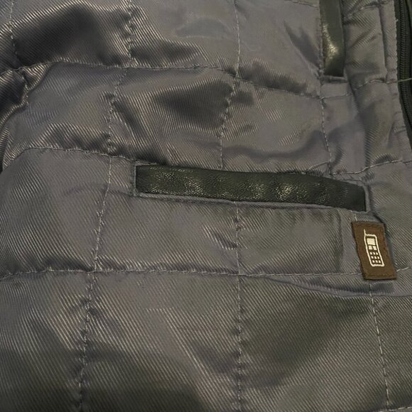 Danier Men's Black Leather Jacket with Quilt Zip out Lining Size 40/XL - Picture 10 of 15